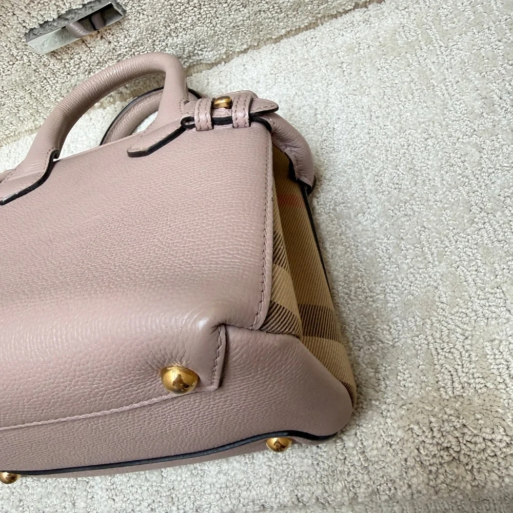 Burberry Banner Tote Mini in Blush - Picture 12 of 13